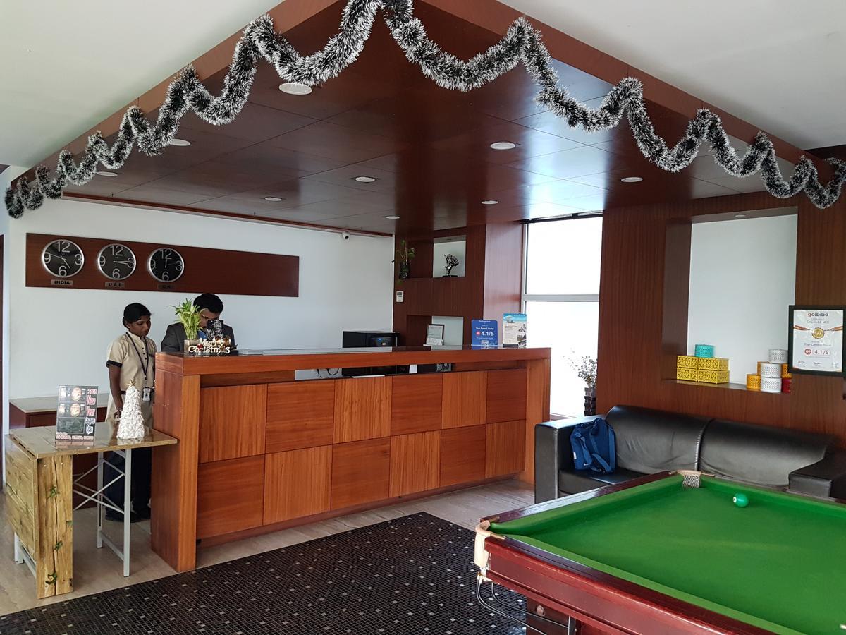 Hotel The Centre Point Chennai Zewnętrze zdjęcie